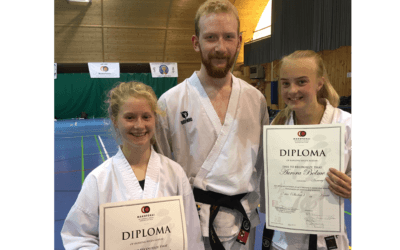 Fantastisk sommerleir med 3 nye sortbelter